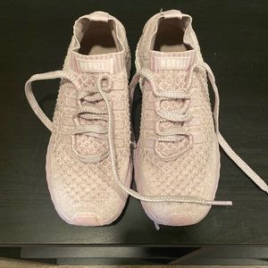 No bull running shoes